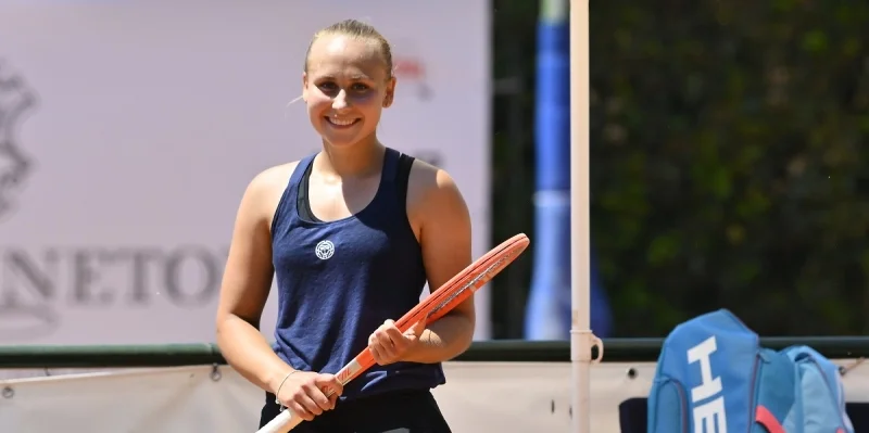 Simona Waltert - Darya Astakhova