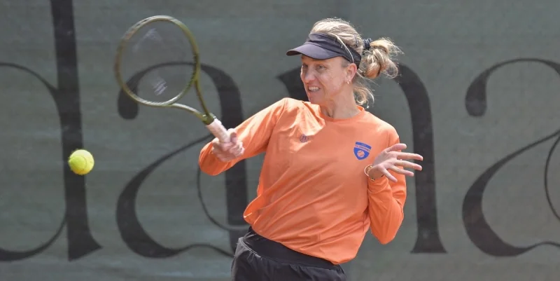 Nuria Brancaccio - Mona Barthel Nuria Brancaccio - Mona Barthel