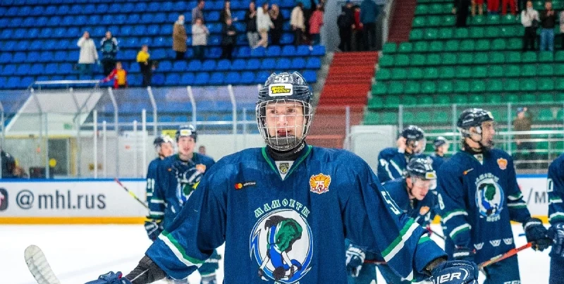 Mamonty Yugry - Omskie Yastreby Mamonty Yugry - Omskie Yastreby