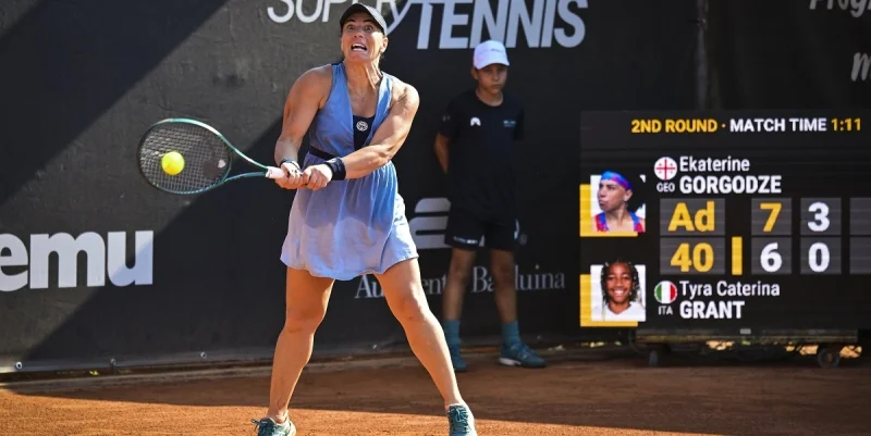 Ekaterine Gorgodze - Arantxa Rus
