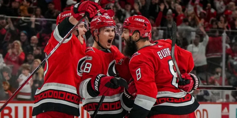 Carolina Hurricanes - Tampa Bay Lightning Carolina Hurricanes - Tampa Bay Lightning
