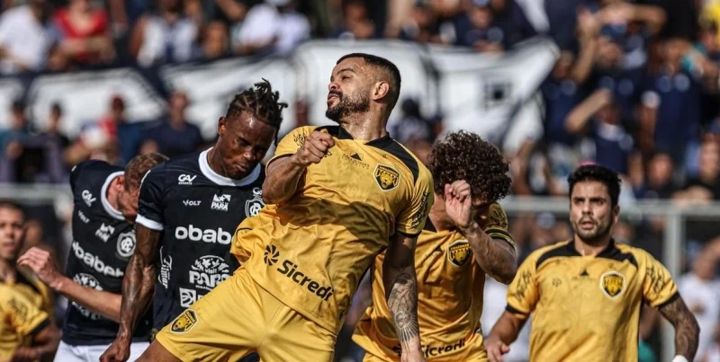Amazonas FC - Chapecoense AF Amazonas FC - Chapecoense AF