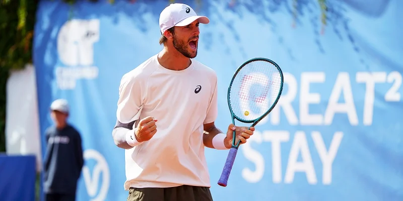 Henri Squire - Dusan Lajovic Henri Squire - Dusan Lajovic