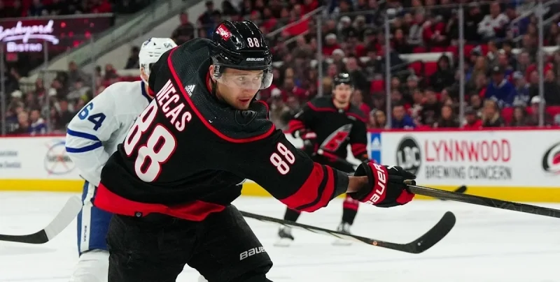 Carolina Hurricanes - New Jersey Devils
