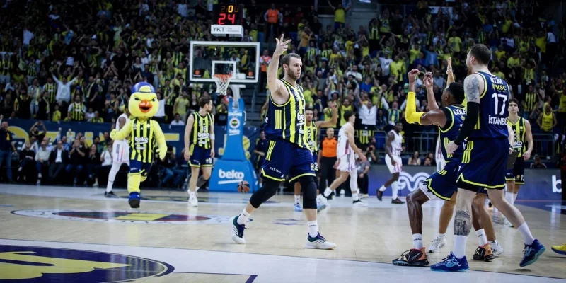 Fenerbahce - KK Crvena Zvezda