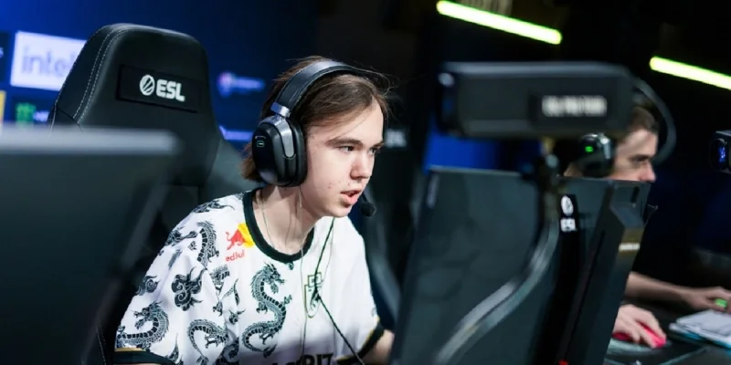Pipsqueak+4 - Roar Gaming