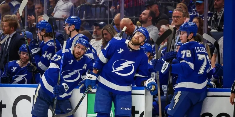 Tampa Bay Lightning - Chicago Blackhawks Tampa Bay Lightning - Chicago Blackhawks