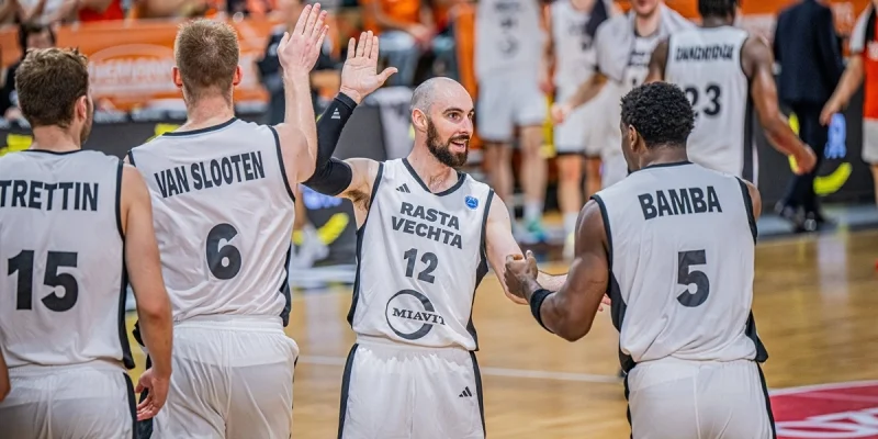 SC RASTA Vechta - Telekom Baskets Bonn