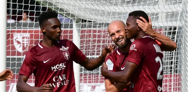 Metz - Lens Metz - Lens