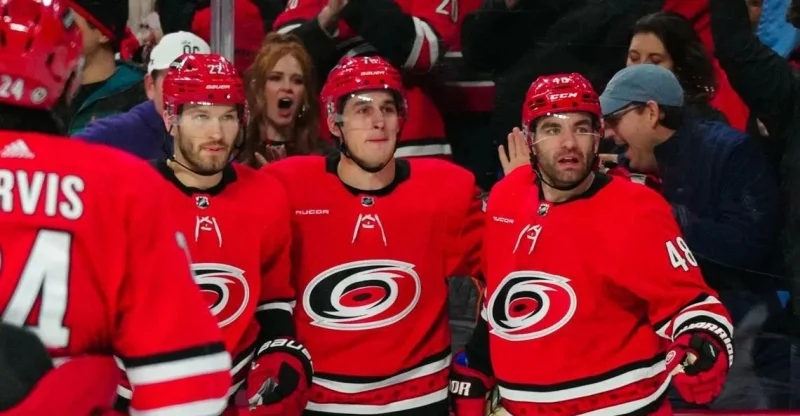 Carolina Hurricanes - New York Islanders