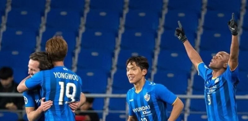 Vissel Kobe - Ulsan Hyundai Vissel Kobe - Ulsan Hyundai