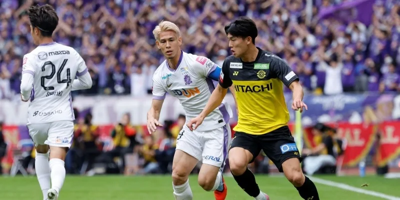 Sanfrecce Hiroshima - Urawa Red Diamonds