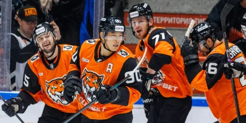 Amur Khabarovsk - Avtomobilist Yekaterinburg