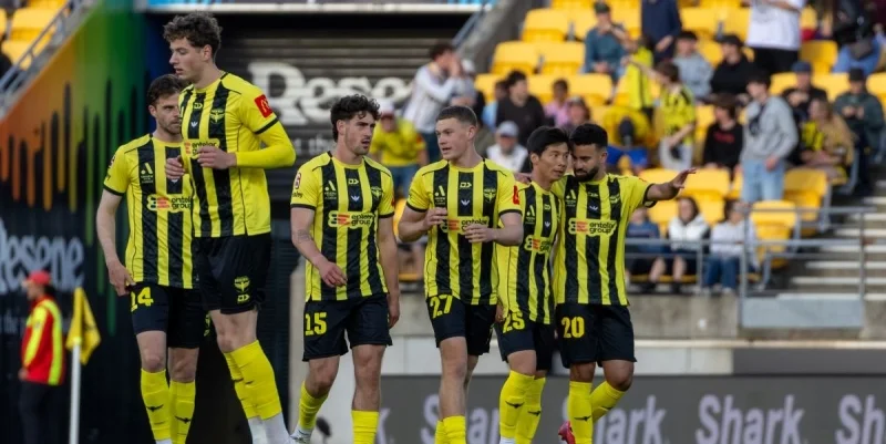 Wellington Phoenix - Macarthur FC