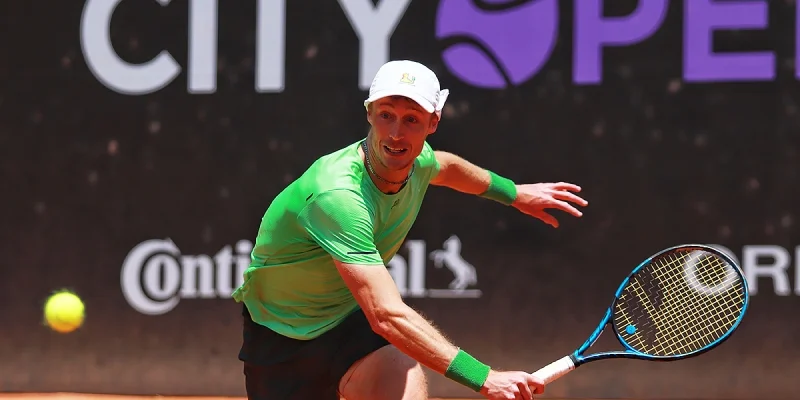 James McCabe - Marc Polmans