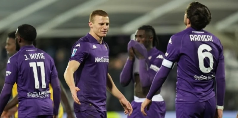 Fiorentina - AEK Athens