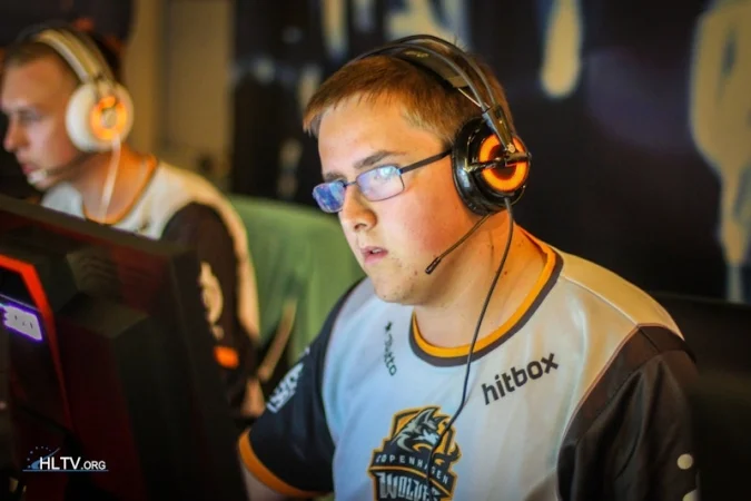 CPH Wolves - mouz NXT