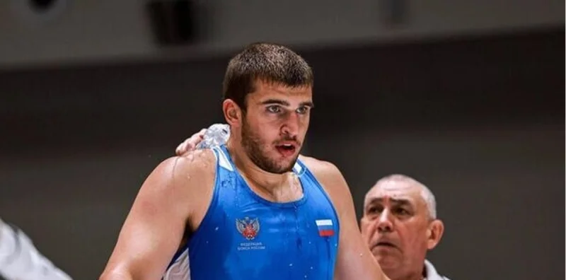 Arman Mahanov - David Surov Arman Mahanov - David Surov