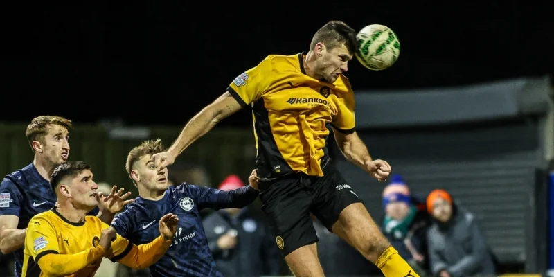 Crusaders - Carrick Rangers
