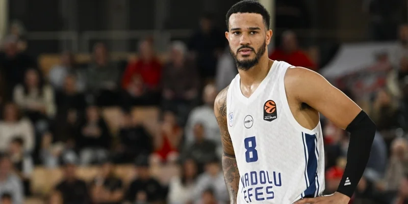 Anadolu Efes - KK Crvena Zvezda Anadolu Efes - KK Crvena Zvezda