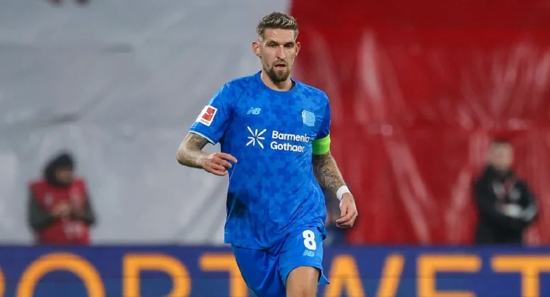 Bayer Leverkusen - VfB Stuttgart Bayer Leverkusen - VfB Stuttgart