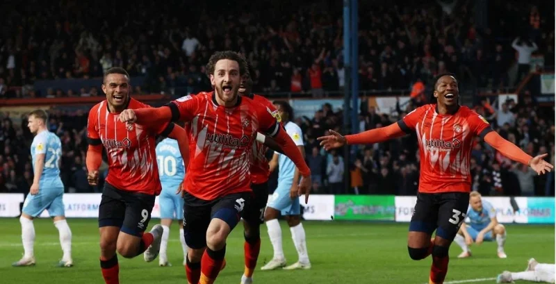 Luton Town - Stevenage