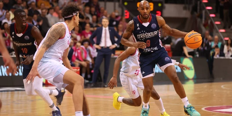 Bourg-en-Bresse - Strasbourg Bourg-en-Bresse - Strasbourg
