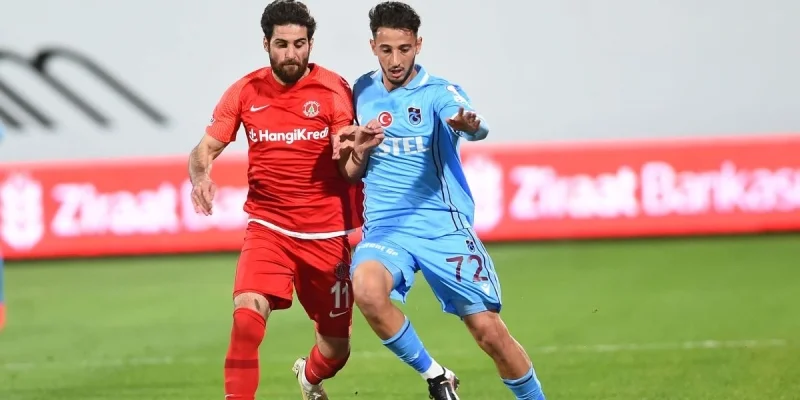 Manisa Futbol Kulubu - Umraniyespor Manisa Futbol Kulubu - Umraniyespor