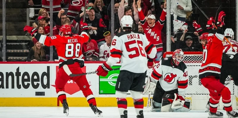 New Jersey Devils - Carolina Hurricanes