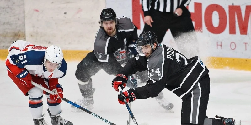 Zvezda Chekhov - Rubin Tyumen