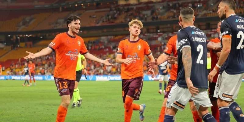Brisbane Roar FC - Adelaide United Brisbane Roar FC - Adelaide United