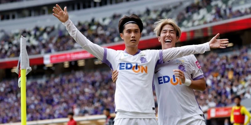 V-Varen Nagasaki - Sanfrecce Hiroshima V-Varen Nagasaki - Sanfrecce Hiroshima