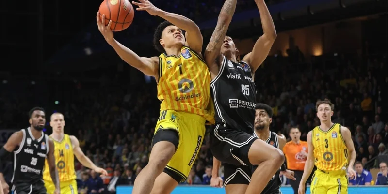 Brose Bamberg - Alba Berlin