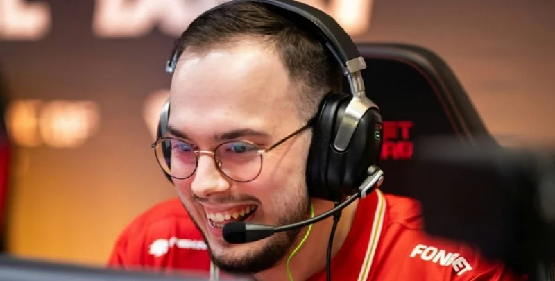 Team Spirit - MOUZ Team Spirit - MOUZ