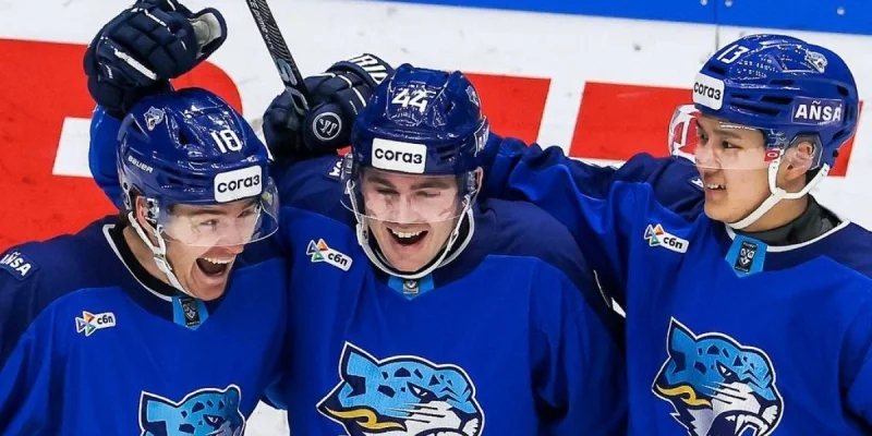 Barys Astana - Shànghǎi lóng duì