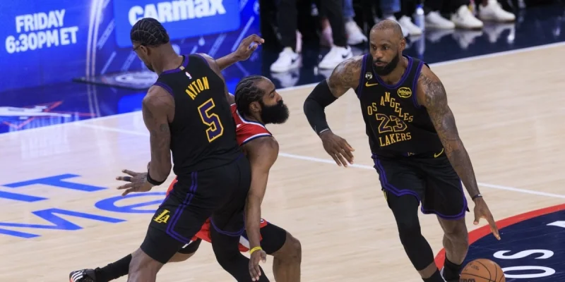 LA Lakers - LA Clippers