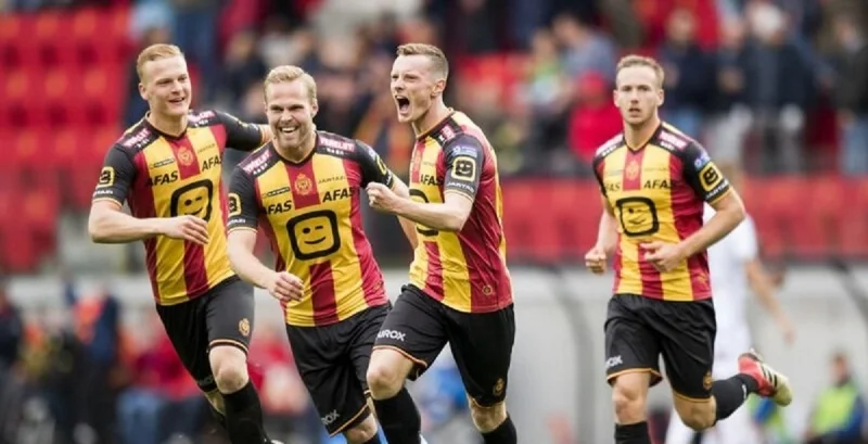 RAAL La Louviere - KV Mechelen