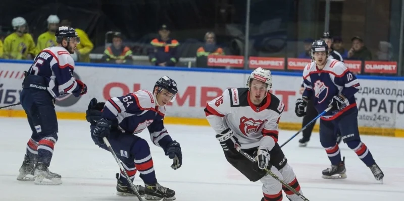 Kristall Saratov - Molot-Prikamye Perm Kristall Saratov - Molot-Prikamye Perm