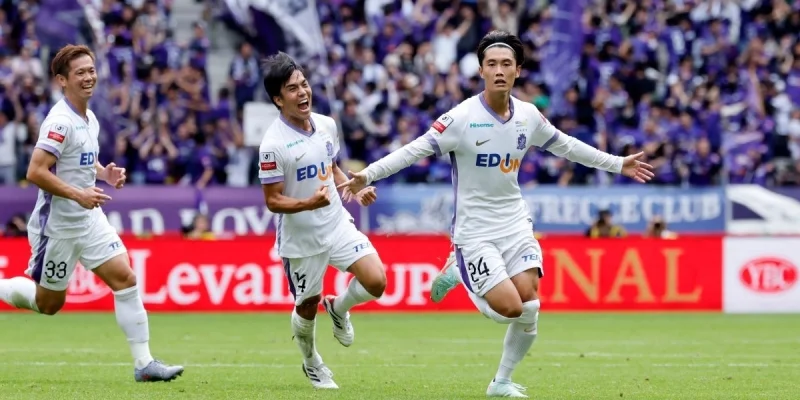 Sanfrecce Hiroshima - Kyoto Sanga FC