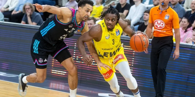EWE Baskets Oldenburg - SC RASTA Vechta EWE Baskets Oldenburg - SC RASTA Vechta