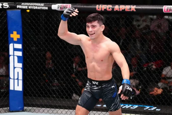 Josh Emmett - Kevin Vallejos