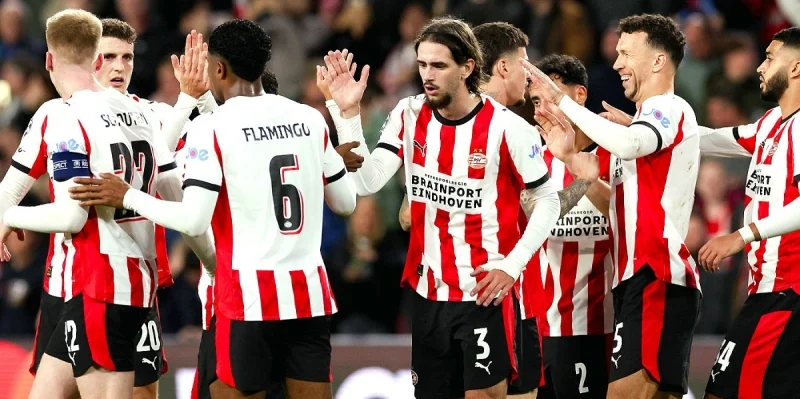 PSV Eindhoven - NEC Nijmegen PSV Eindhoven - NEC Nijmegen