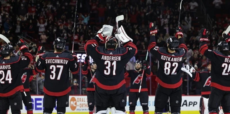 Carolina Hurricanes - Pittsburgh Penguins Carolina Hurricanes - Pittsburgh Penguins