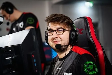 MOUZ - The MongolZ MOUZ - The MongolZ