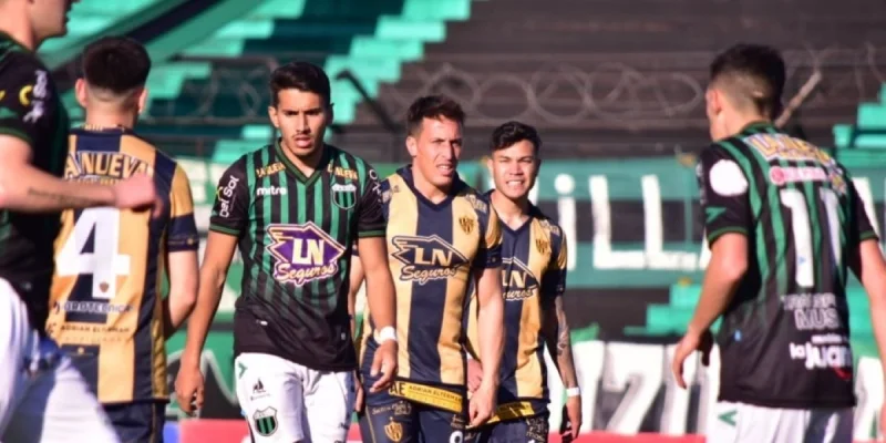 Nueva Chicago - Gimnasia y Tiro