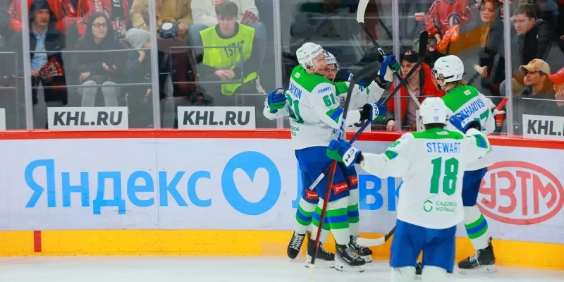 Salavat Yulaev Ufa - Avtomobilist Yekaterinburg