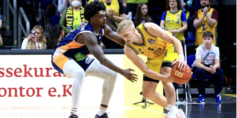 Basketball Loewen Braunschweig - Alba Berlin