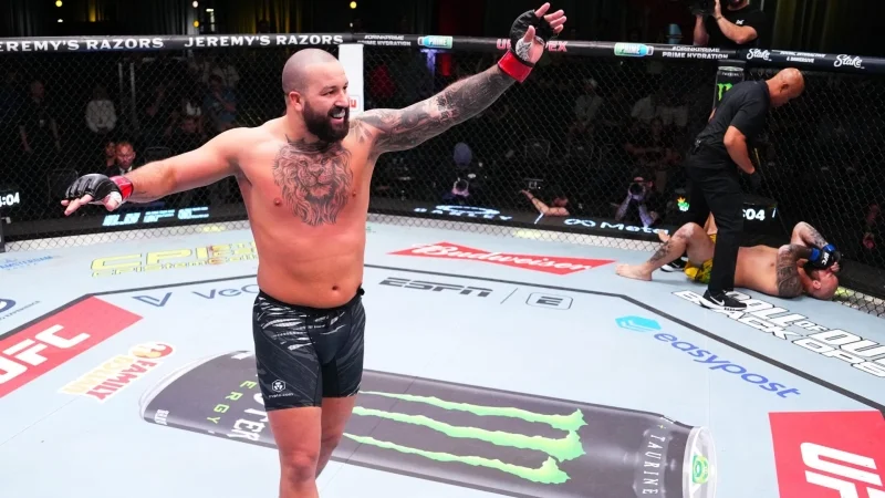 Curtis Blaydes - Josh Hokit Curtis Blaydes - Josh Hokit