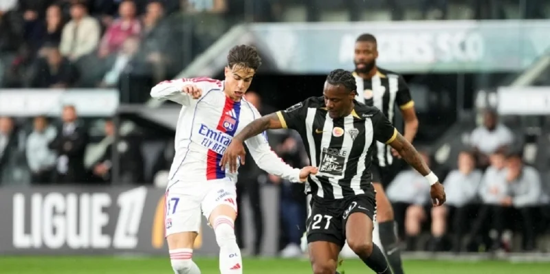 Lyon - Lorient Lyon - Lorient