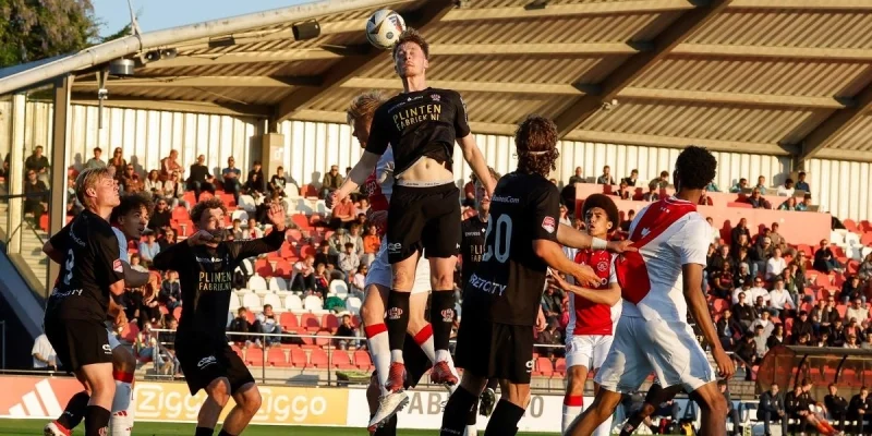 Jong Ajax - TOP Oss Jong Ajax - TOP Oss